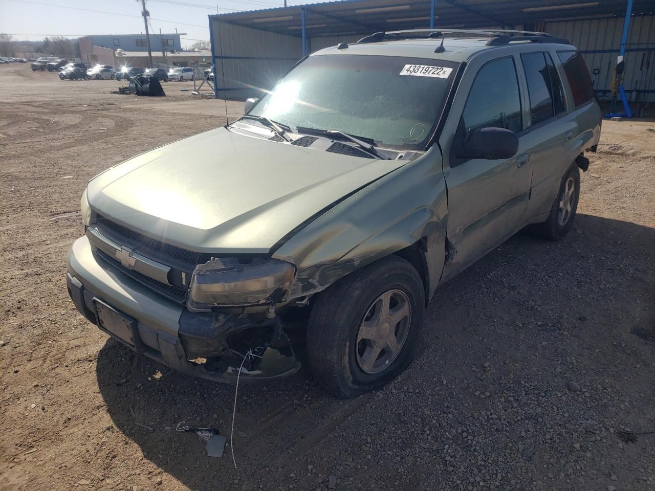 Photo 2 from auction – 2004 CHEVROLET TRAILBLAZE with VIN 1GNDT13S042396511