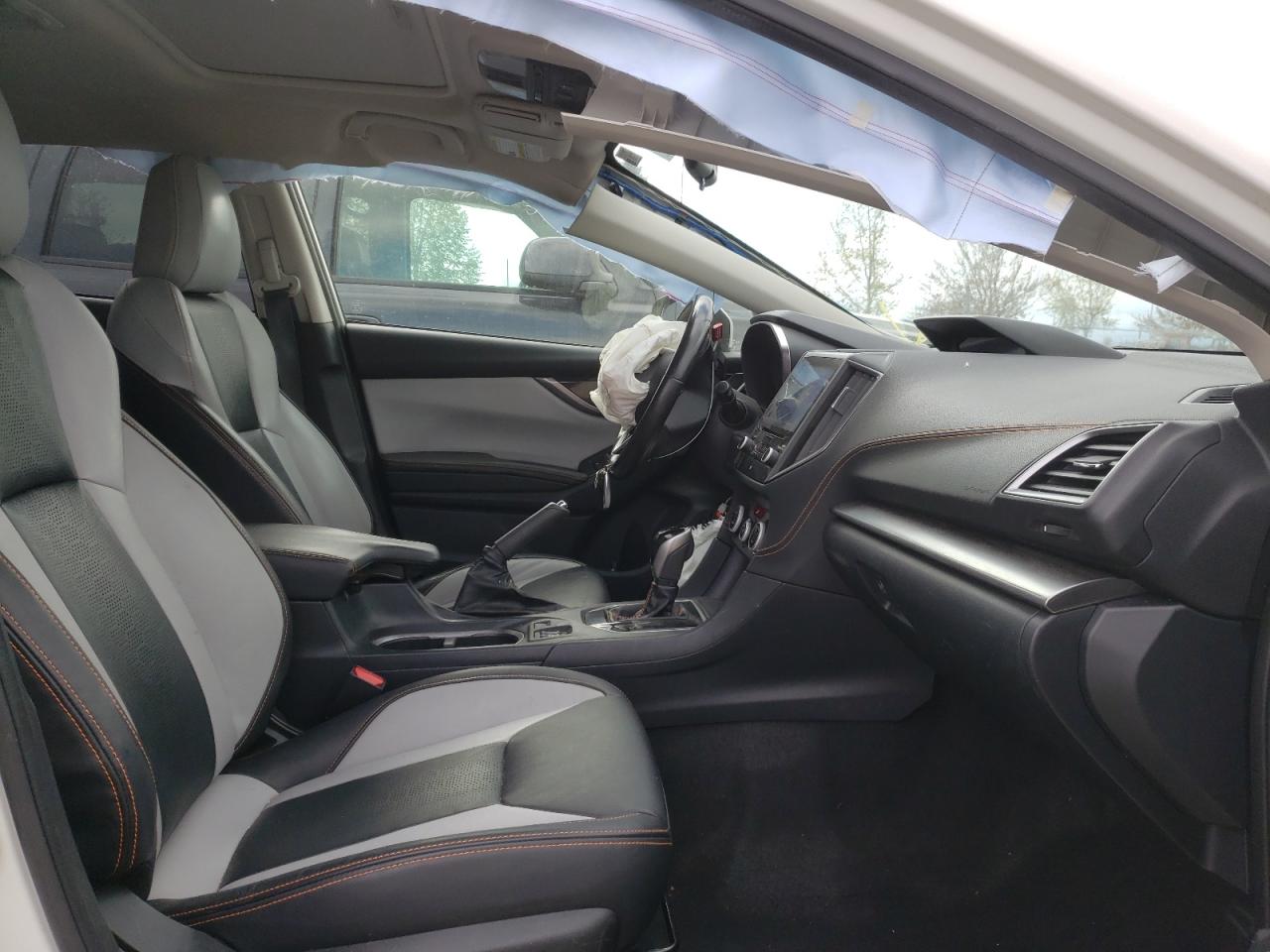 Photo 5 from auction – 2018 SUBARU CROSSTREK with VIN JF2GTAMC4J8348730