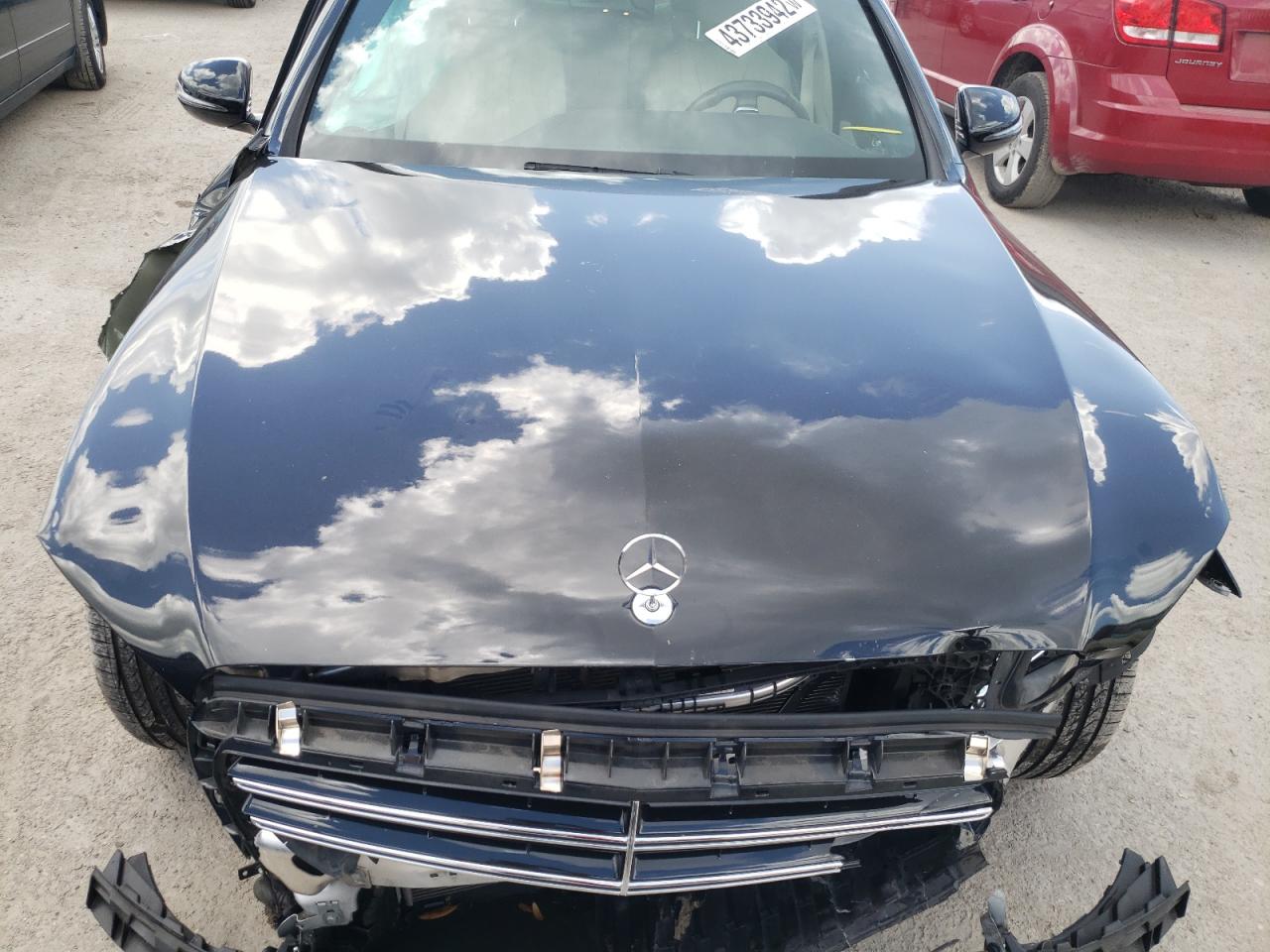 Photo 7 from auction – 2017 MERCEDES-BENZ E 300 with VIN WDDZF4JB8HA163715