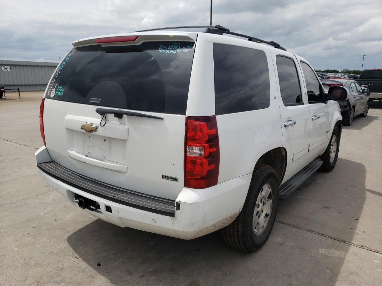 Photo 4 from auction – 2010 CHEVROLET TAHOE C150 with VIN 1GNMCBE33AR217005