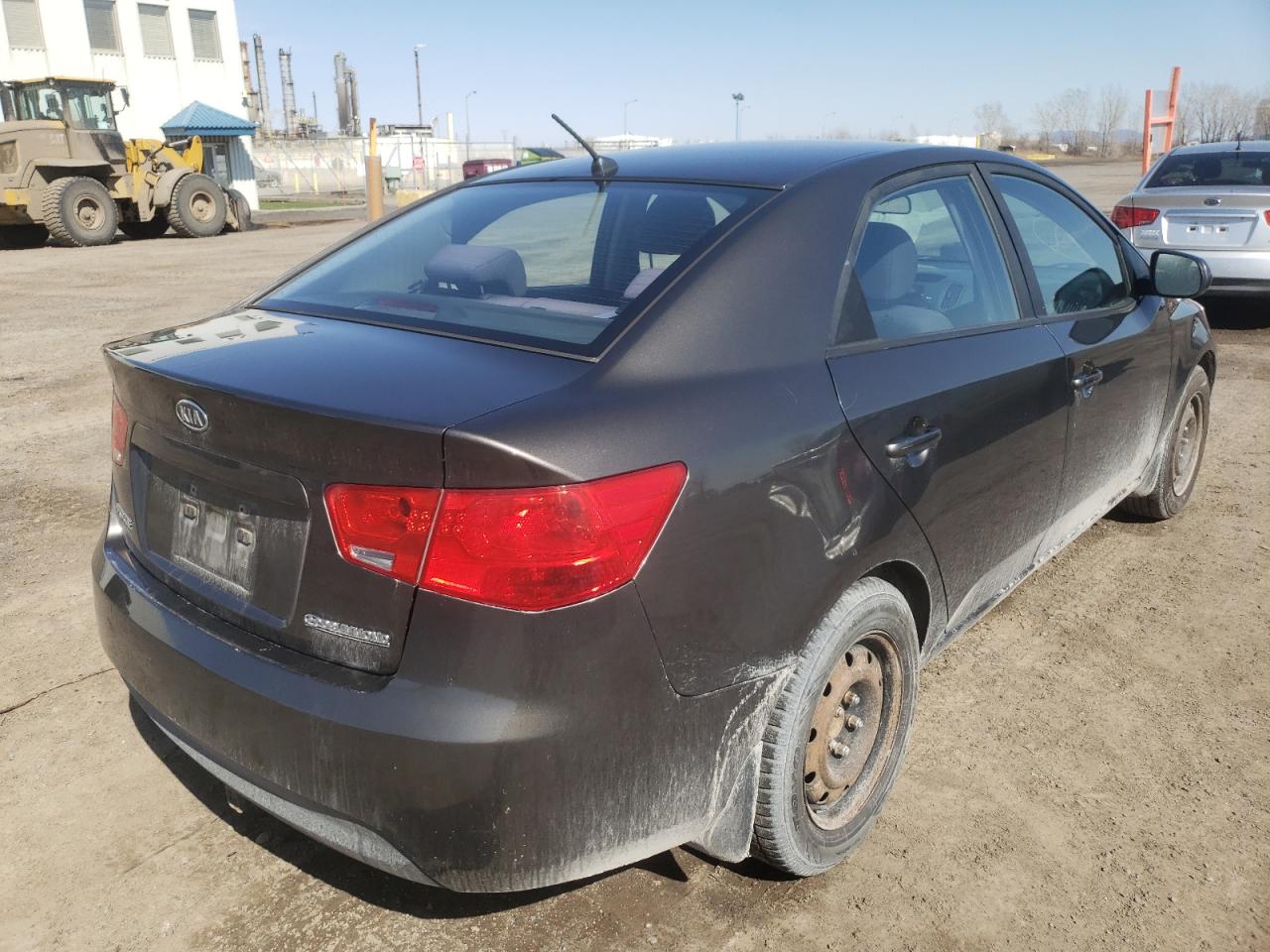 Photo 4 from auction – 2011 KIA FORTE LX with VIN KNAFT4A25B5415049