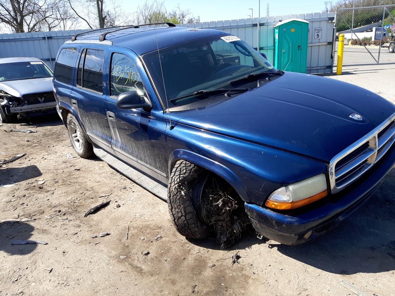 Photo 9 from auction – 2003 DODGE DURANGO SL with VIN 1D4HS48N93F553027
