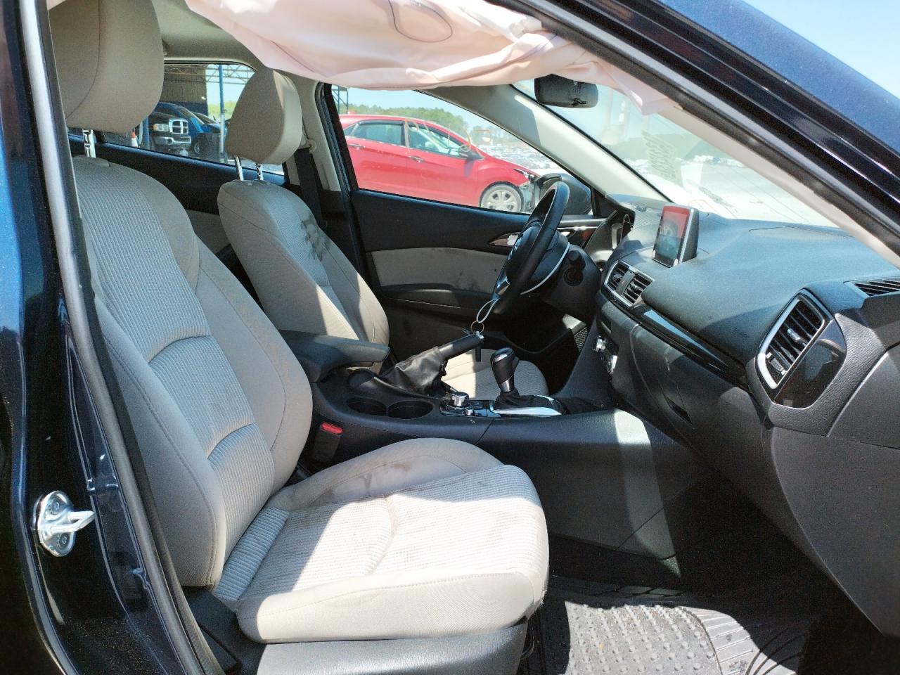 Photo 5 from auction – 2015 MAZDA 3 TOURING with VIN 3MZBM1V77FM135018