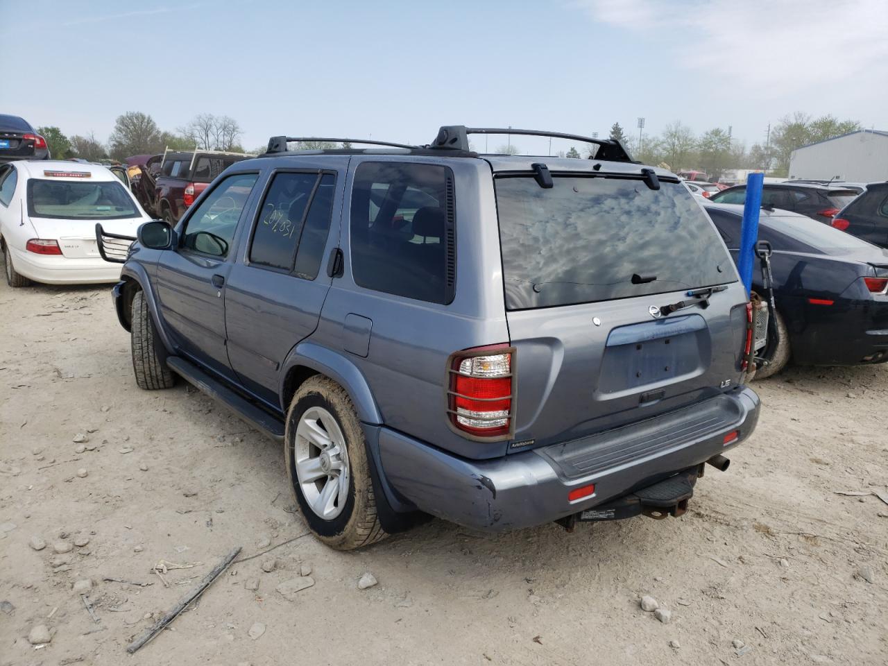 Photo 3 from auction – 2002 NISSAN PATHFINDER with VIN JN8DR09X02W664486