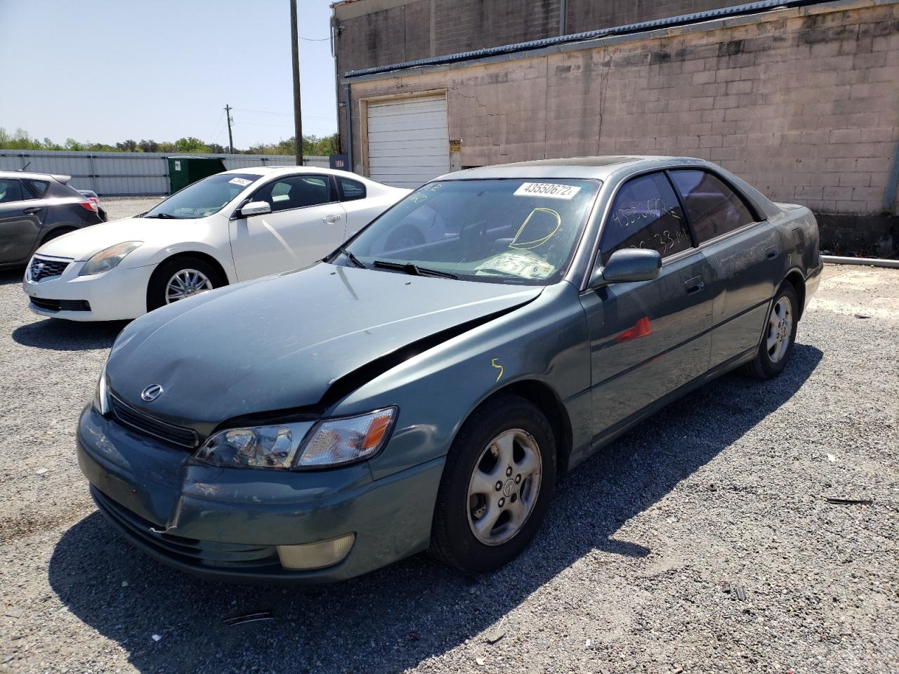 Photo 2 from auction – 1998 LEXUS ES 300 with VIN JT8BF28G7W0126772
