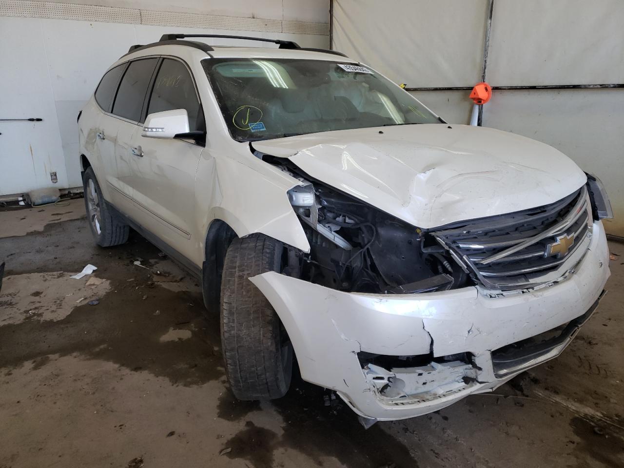 CHEVROLET TRAVERSE L 2015 with VIN 1GNKRJKD8FJ197174 - Photo from auction