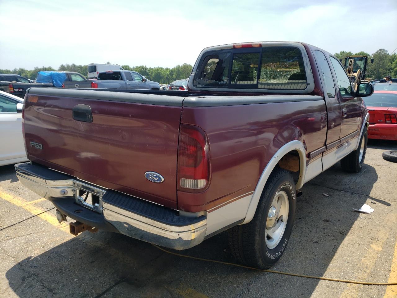 Photo 4 from auction – 1997 FORD F150 with VIN 1FTDX1868VNA16288