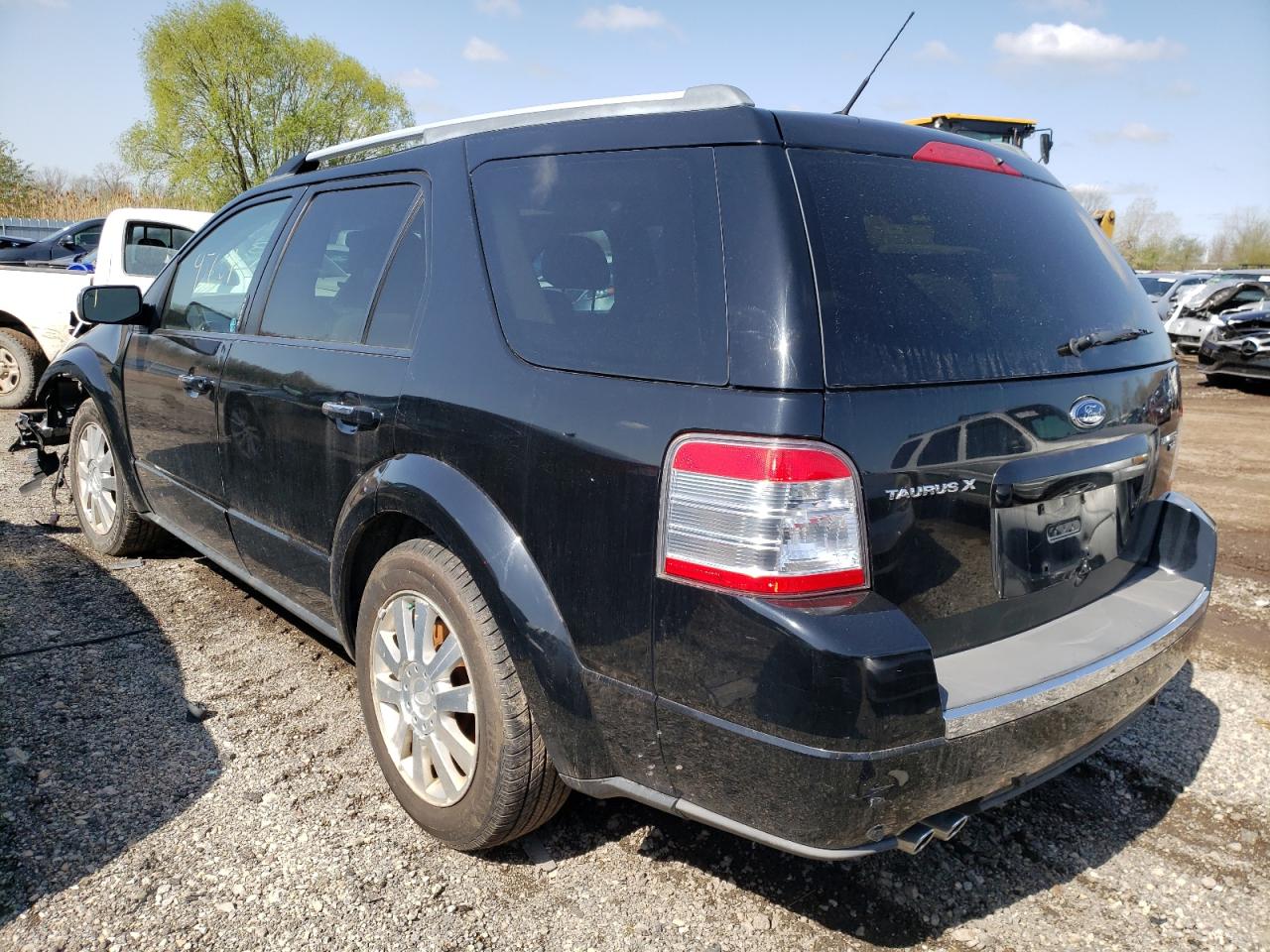 Photo 3 from auction – 2008 FORD TAURUS X L with VIN 1FMDK06W18GA11367