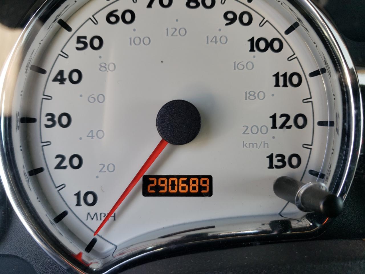 Photo 8 from auction – 2006 SATURN VUE with VIN 5GZCZ53426S825435