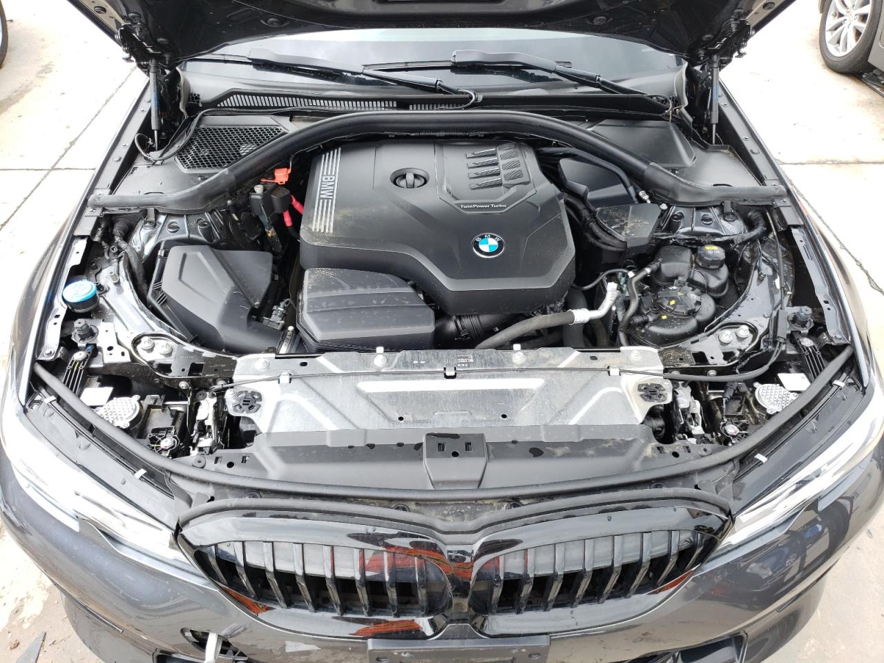 Photo 7 from auction – 2021 BMW 330XI with VIN 3MW5R7J0XM8B58356