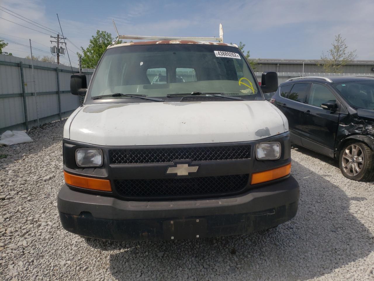 Photo 9 from auction – 2003 CHEVROLET EXPRESS G3 with VIN 1GCHG35U131175075