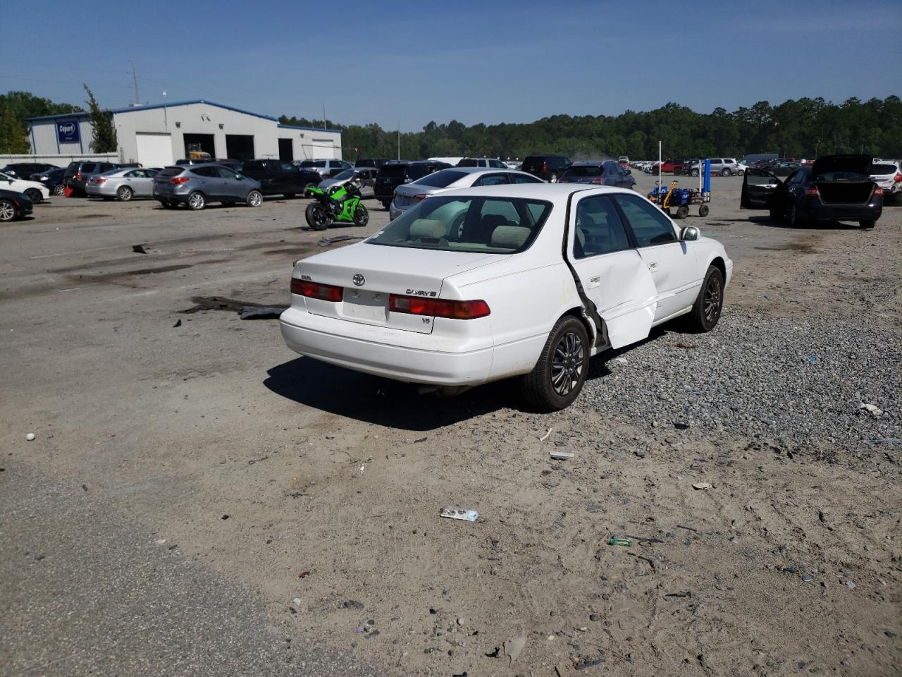 Photo 4 from auction – 1997 TOYOTA CAMRY with VIN 4T1BF22KXVU027171
