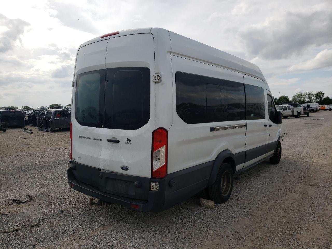 صورة رقم 4 من المزاد - 2016 FORD TRANSIT T- مع VIN 1FBVU4XG2GKB28070