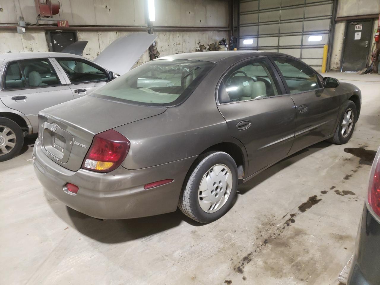 Photo 4 from auction – 2001 OLDSMOBILE AURORA with VIN 1G3GR64H814161293