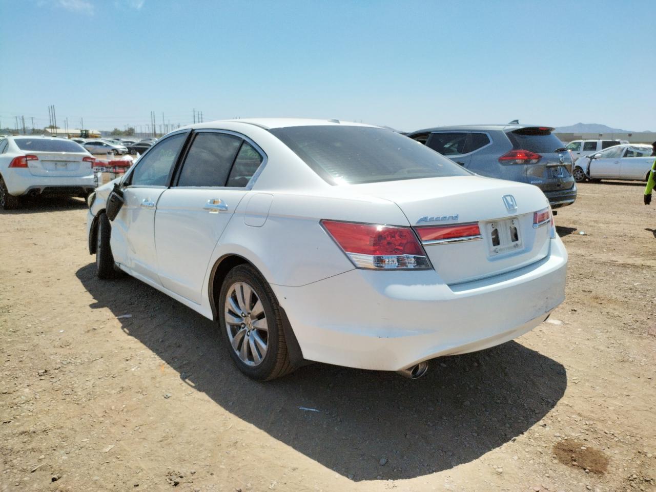 Photo 3 from auction – 2012 HONDA ACCORD EXL with VIN 1HGCP3F84CA027547
