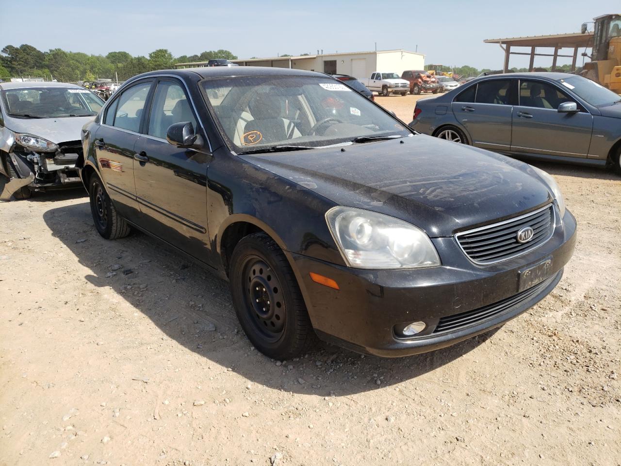 KIA OPTIMA LX 2008 with VIN KNAGE123085243526 - Photo from auction