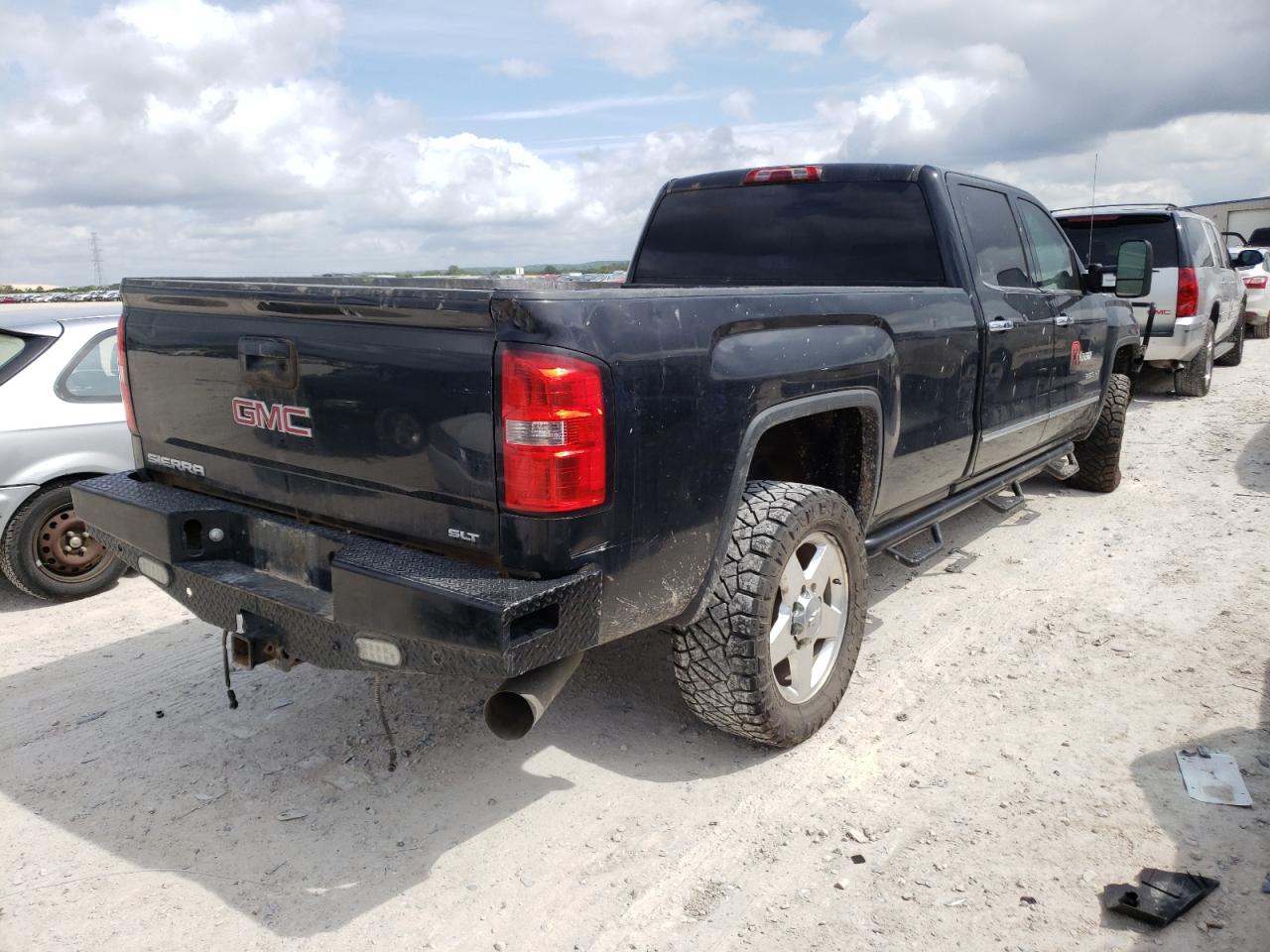 Photo 4 from auction – 2015 GMC SIERRA K25 with VIN 1GT12ZE89FF117342