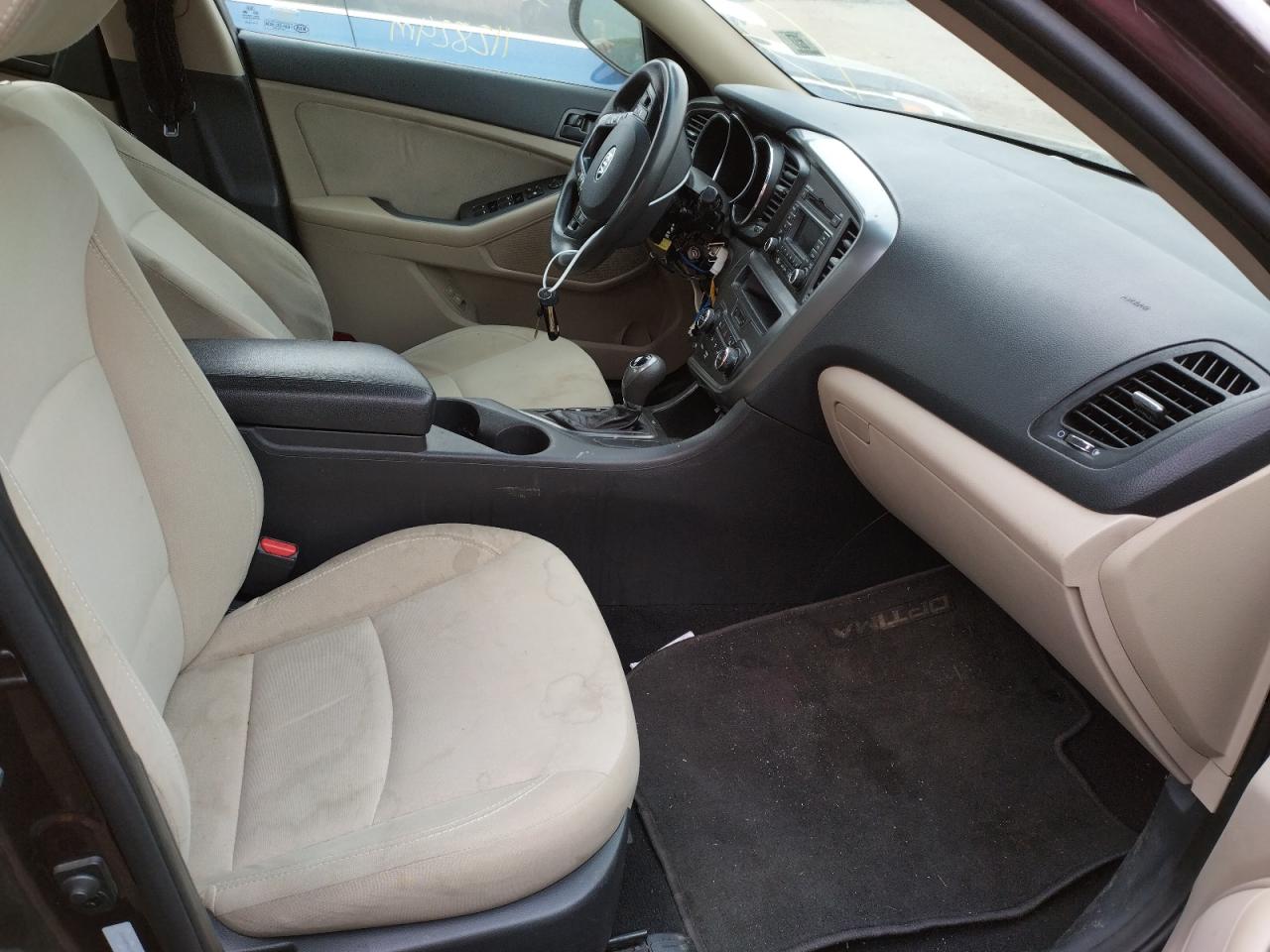 Photo 5 from auction – 2012 KIA OPTIMA EX with VIN 5XXGM4A73CG029677