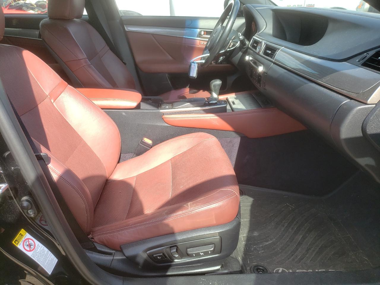 Photo 5 from auction – 2013 LEXUS GS 350 with VIN JTHCE1BL2D5015859
