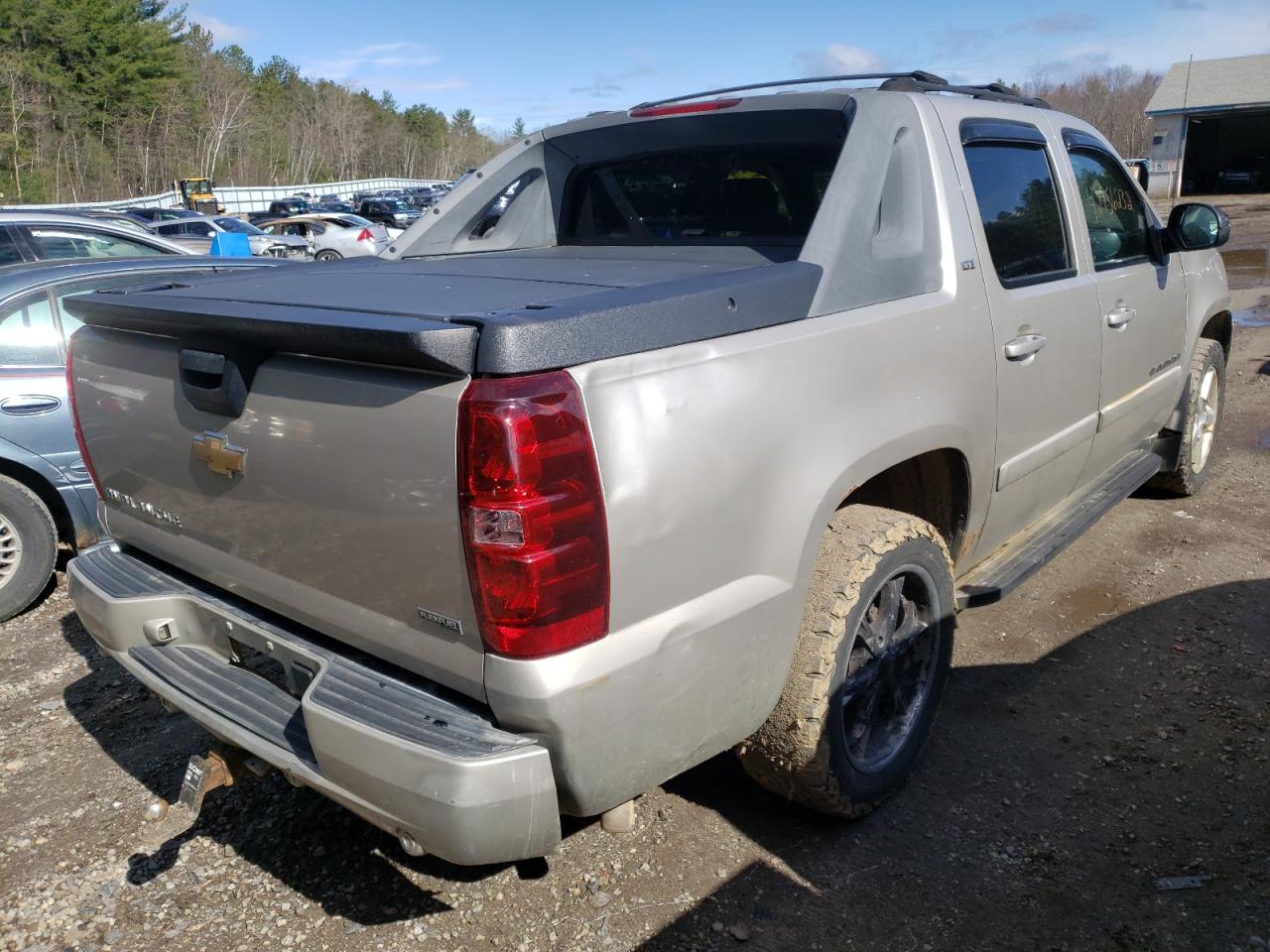 Photo 4 from auction – 2007 CHEVROLET AVALANCHE with VIN 3GNFK12307G224349