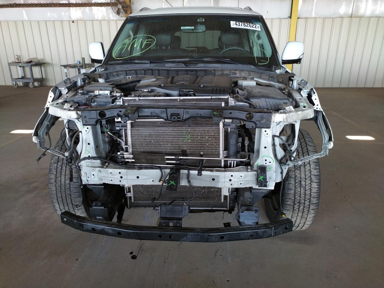 Photo 9 from auction – 2014 INFINITI QX80 with VIN JN8AZ2NE7E9064912