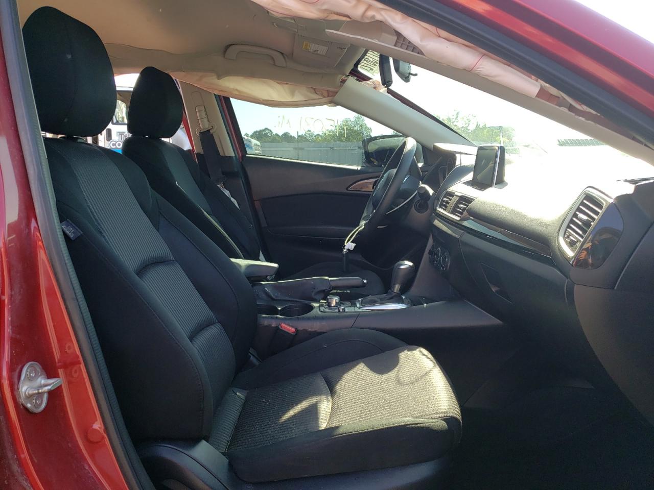 Photo 5 from auction – 2016 MAZDA 3 SPORT with VIN JM1BM1U71G1295205