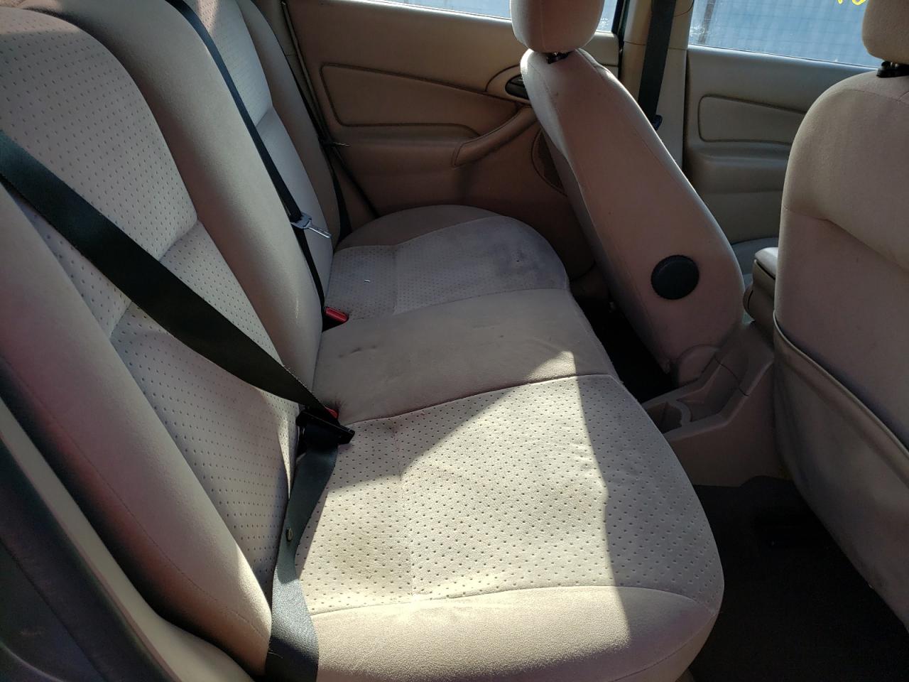 Photo 6 from auction – 2004 FORD FOCUS ZTS with VIN 1FAHP38Z74W130787