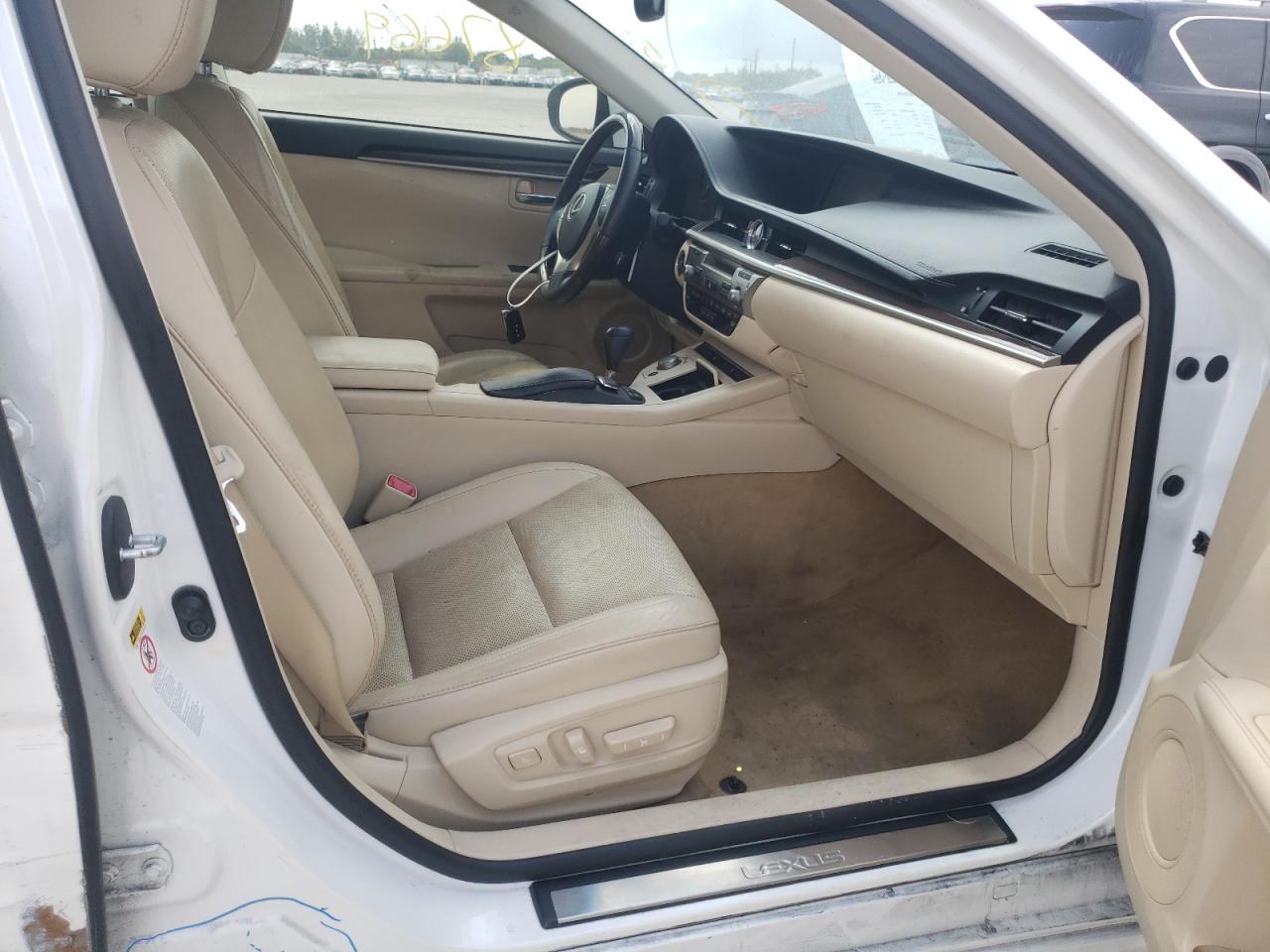 Photo 5 from auction – 2013 LEXUS ES 350 with VIN JTHBK1GG8D2081706