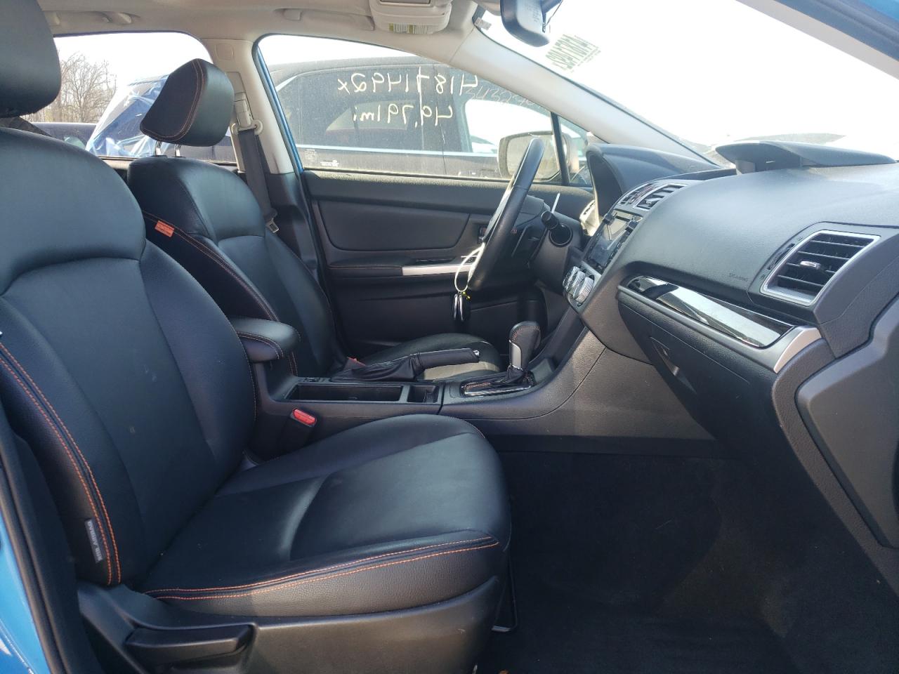 Photo 5 from auction – 2016 SUBARU CROSSTREK with VIN JF2GPANC5G8244713
