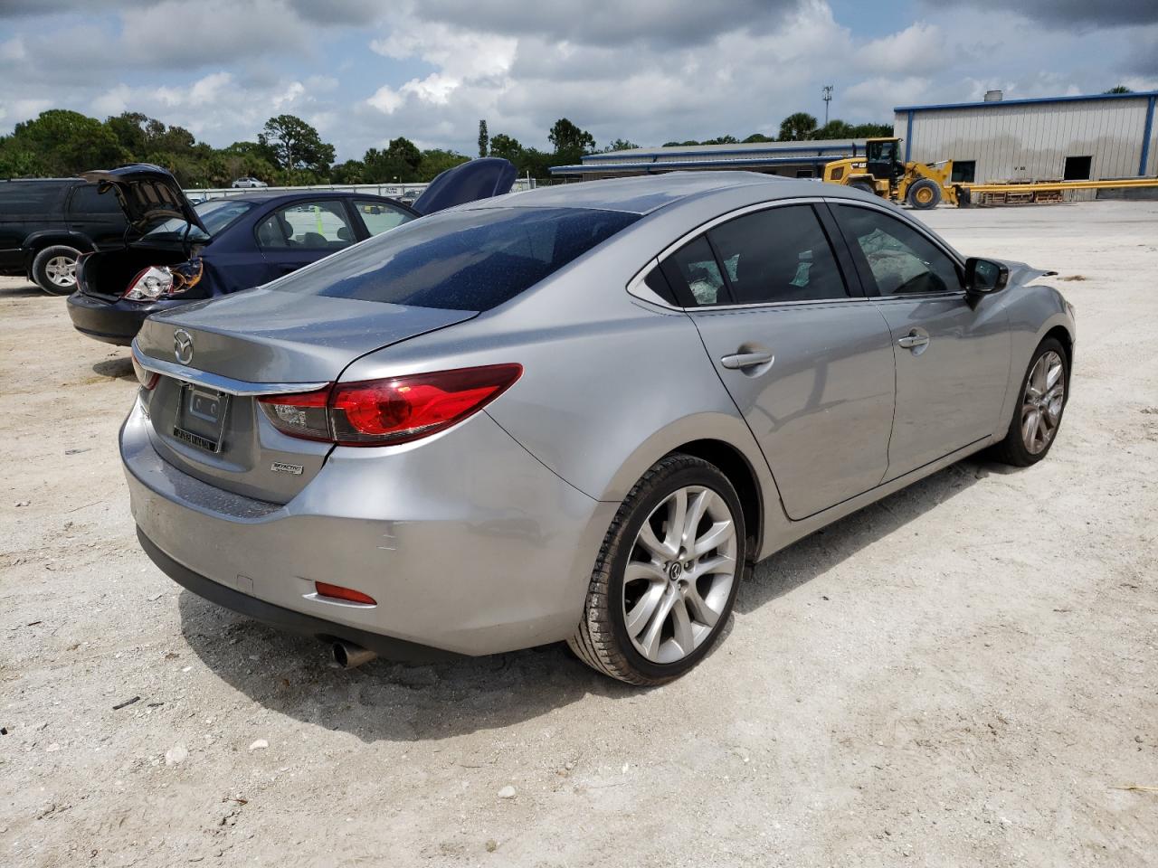 Photo 4 from auction – 2015 MAZDA 6 TOURING with VIN JM1GJ1V59F1222190