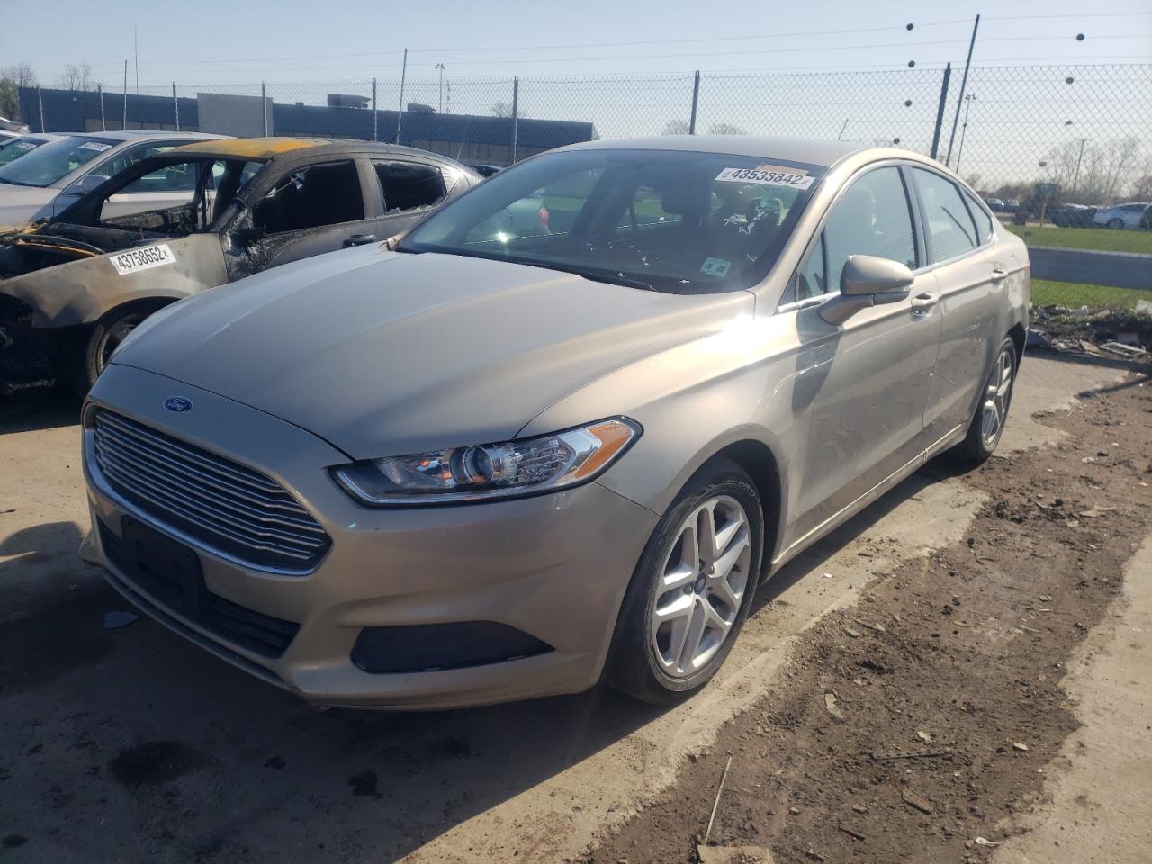 Photo 2 from auction – 2016 FORD FUSION SE with VIN 3FA6P0HD4GR196814