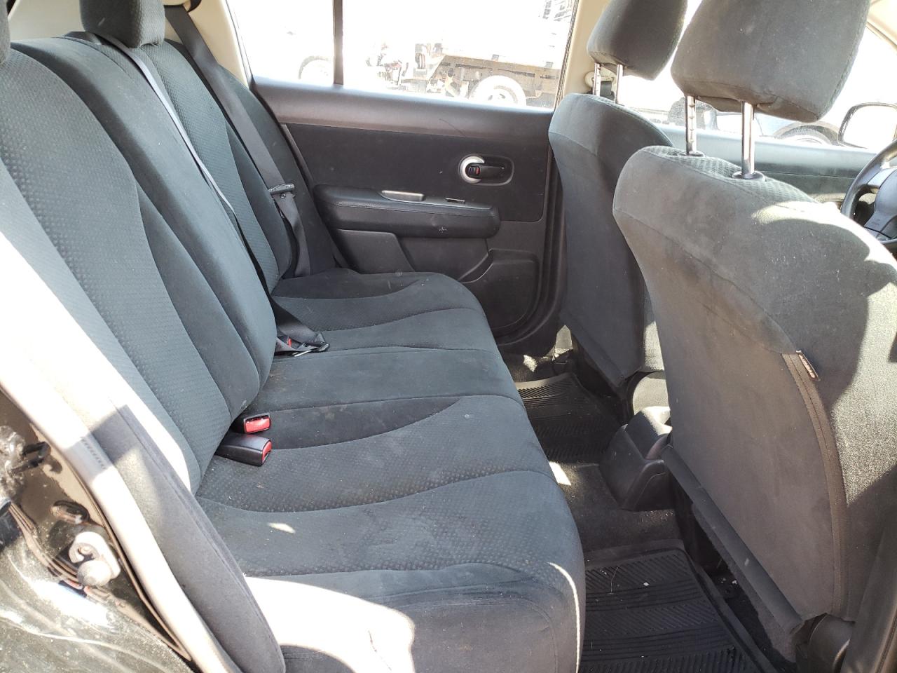 Photo 6 from auction – 2012 NISSAN VERSA S with VIN 3N1BC1CP3CL360114