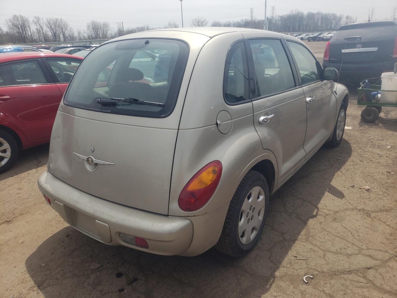 Photo 4 from auction – 2005 CHRYSLER PT CRUISER with VIN 3C4FY48B85T619133