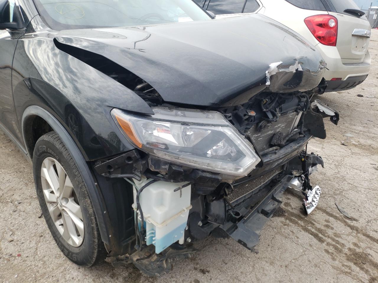 Photo 9 from auction – 2016 NISSAN ROGUE S with VIN KNMAT2MV9GP718788