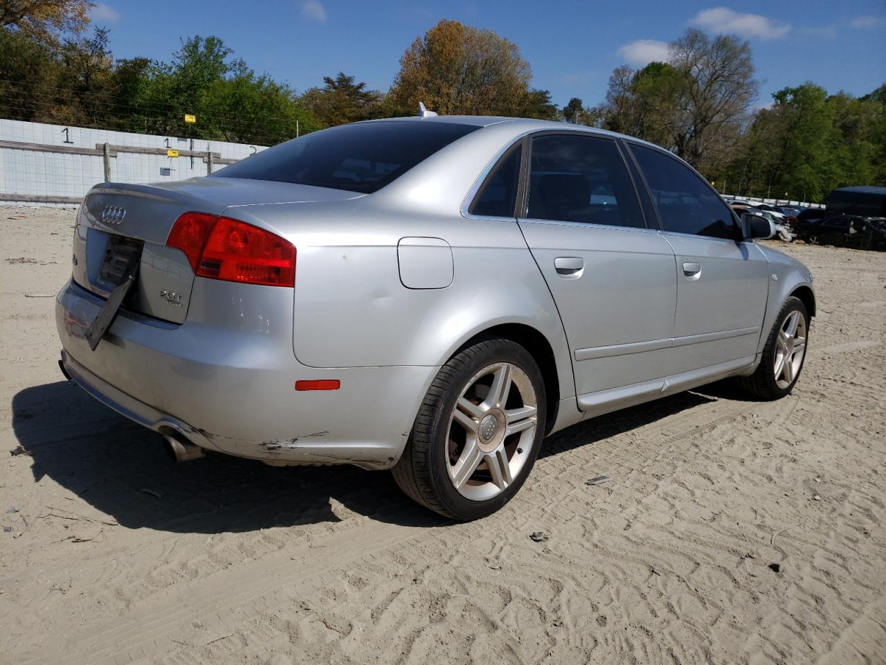 Photo 4 from auction – 2008 AUDI A4 2.0T QU with VIN WAUDF78E78A040118