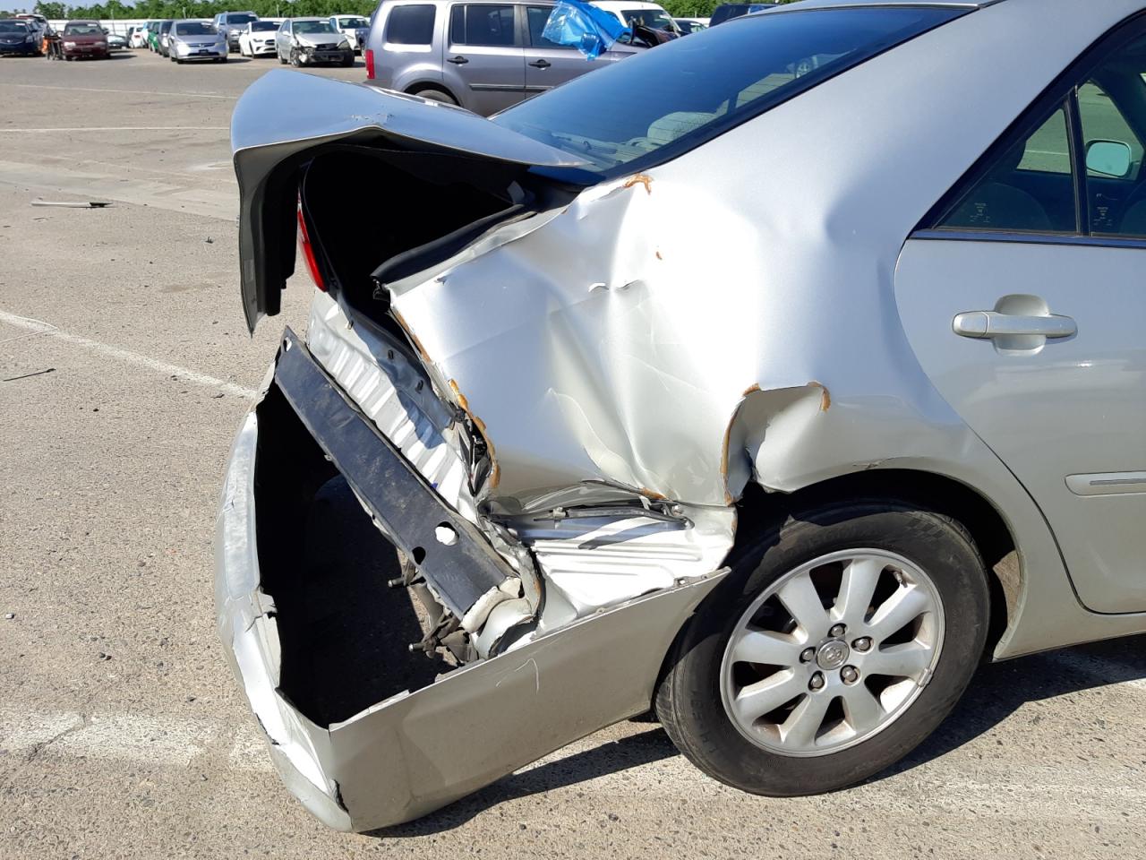 Photo 9 from auction – 2003 TOYOTA CAMRY with VIN 4T1BF32K03U556762
