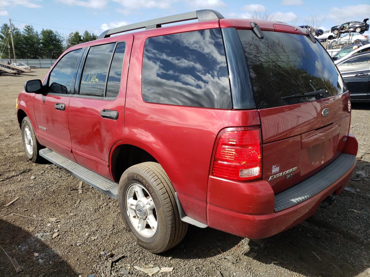 Photo 3 from auction – 2005 FORD EXPLORER X with VIN 1FMZU73K55ZA19952