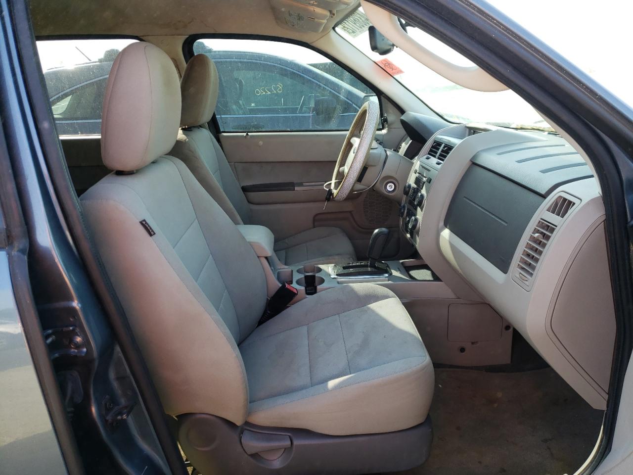 Photo 5 from auction – 2012 FORD ESCAPE XLT with VIN 1FMCU0D71CKB57565