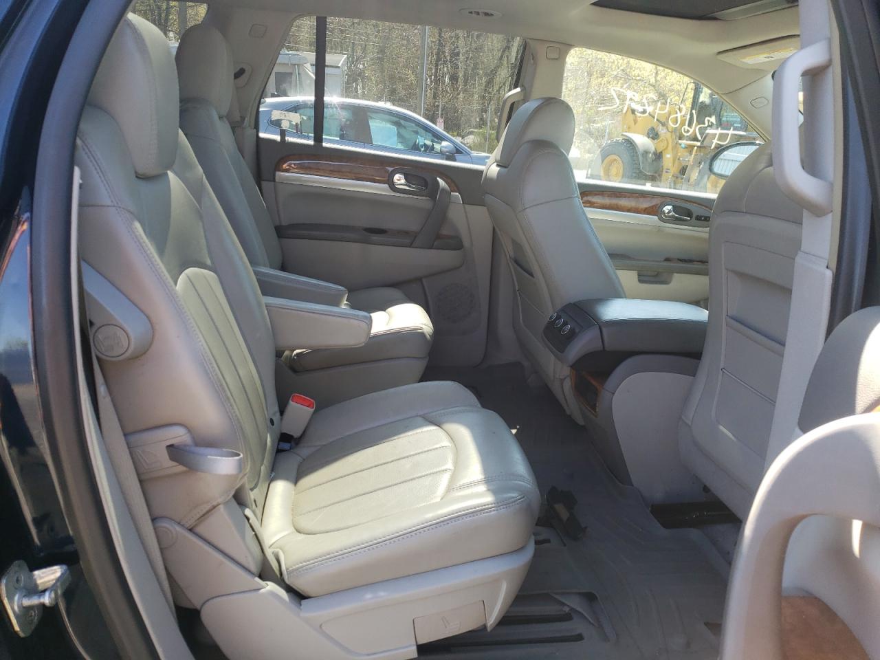 Photo 6 from auction – 2008 BUICK ENCLAVE with VIN 5GAER23788J153345