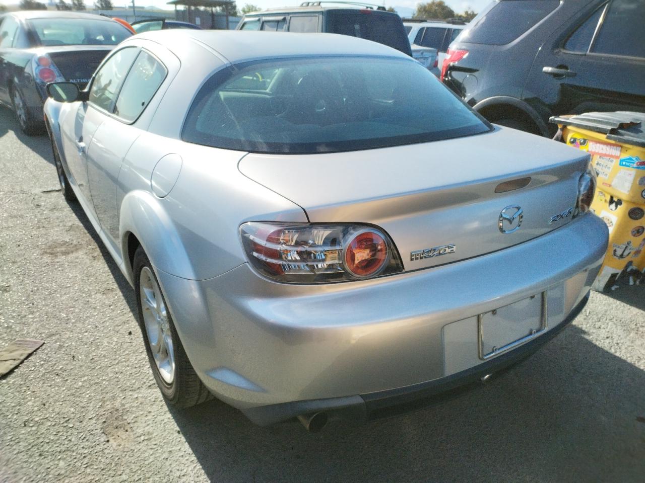 Photo 3 from auction – 2005 MAZDA RX8 with VIN JM1FE17N550159882
