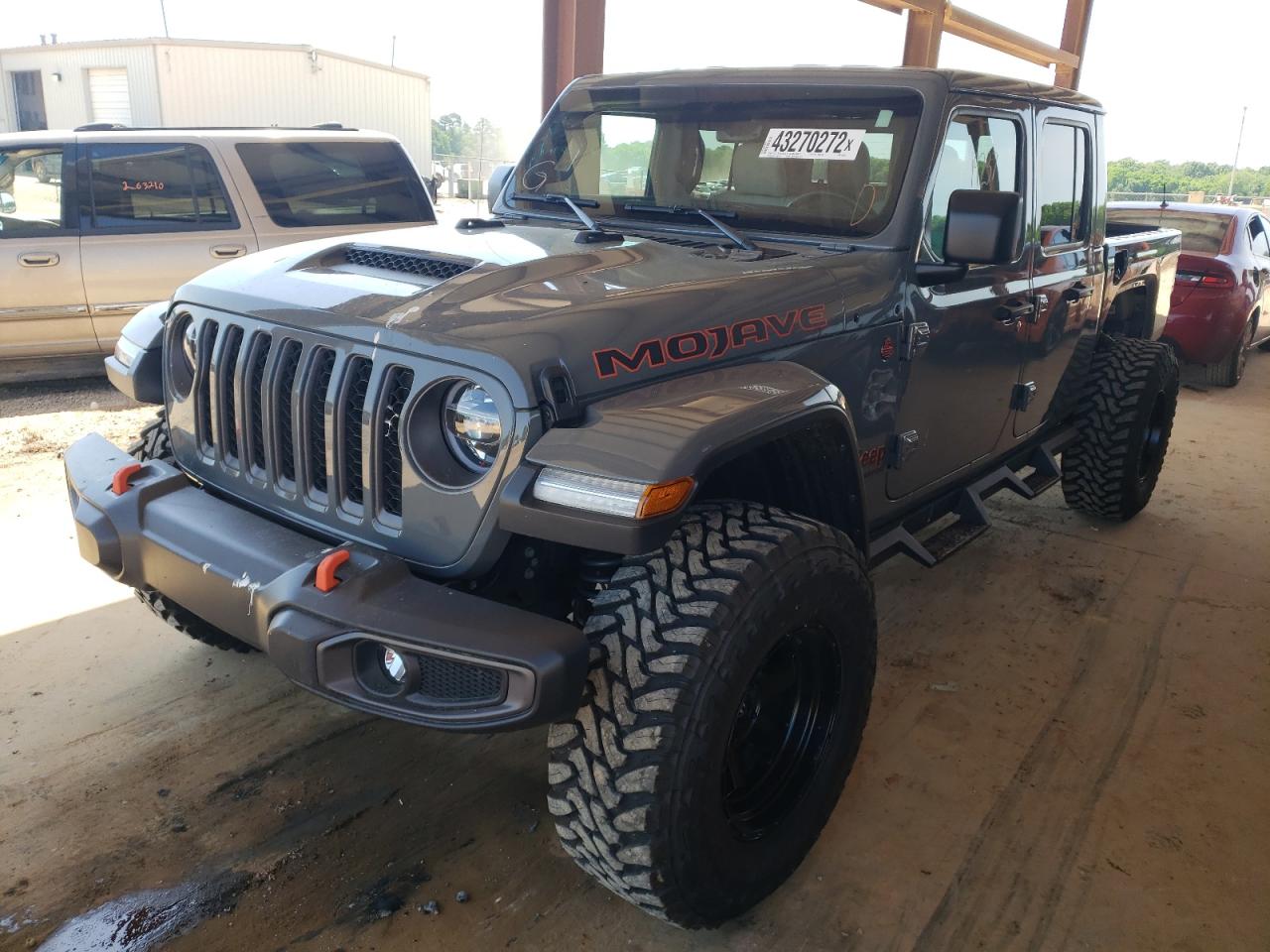 Photo 2 from auction – 2020 JEEP GLADIATOR with VIN 1C6JJTEG3LL207887