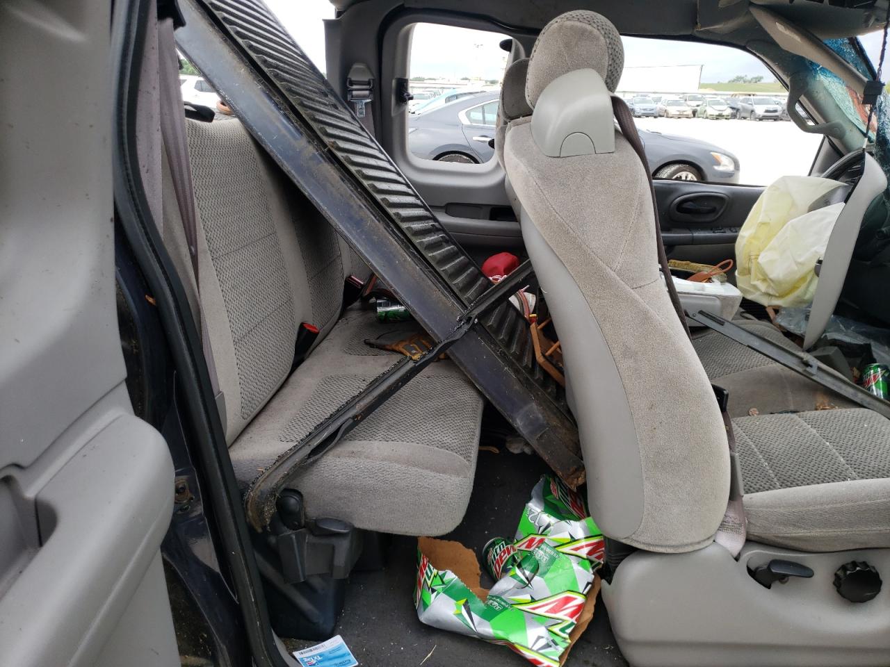 Photo 6 from auction – 2001 FORD F150 with VIN 1FTRX17W71KF65144