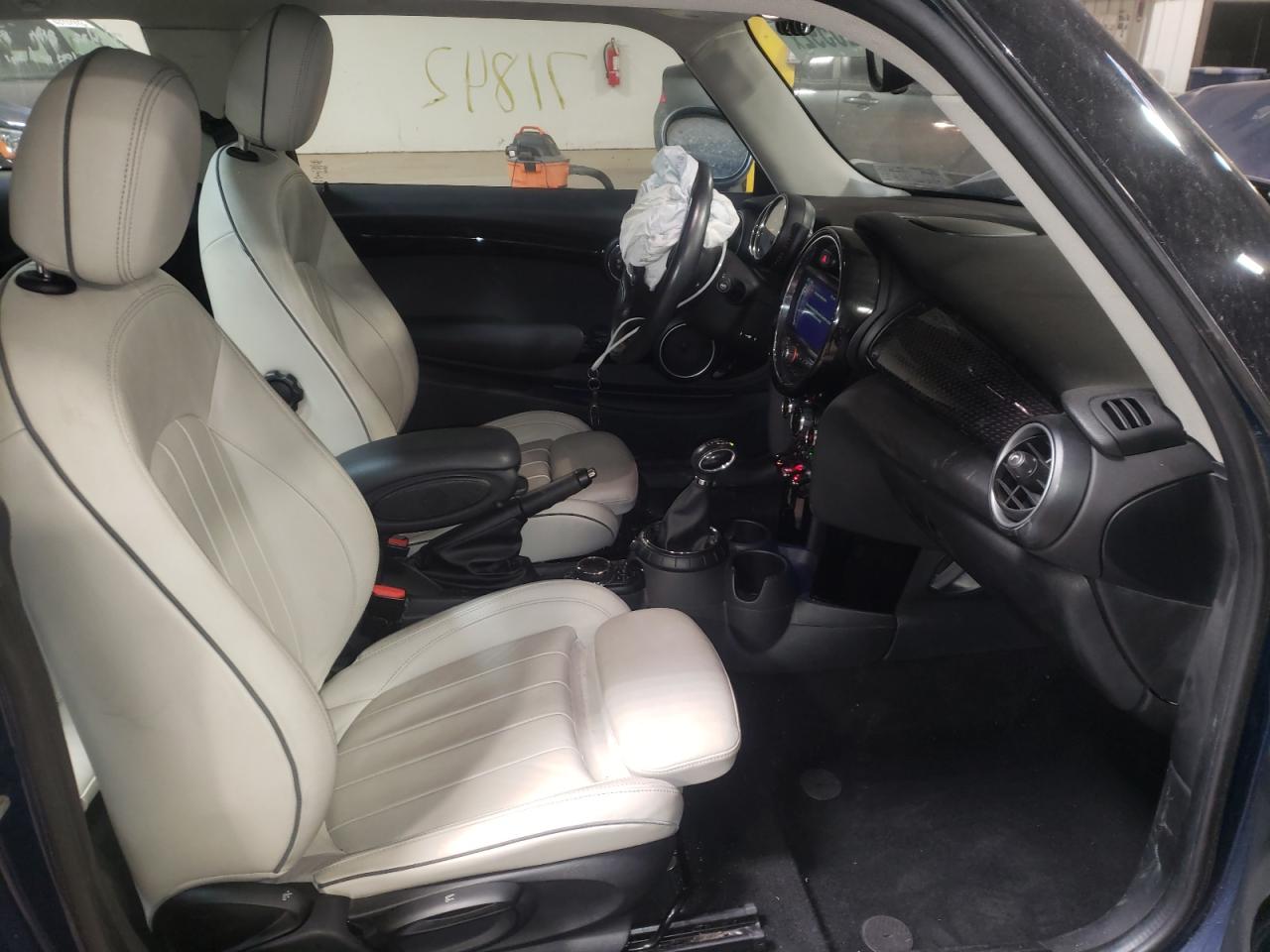 Photo 5 from auction – 2014 MINI COOPER S with VIN WMWXM7C55ET986261