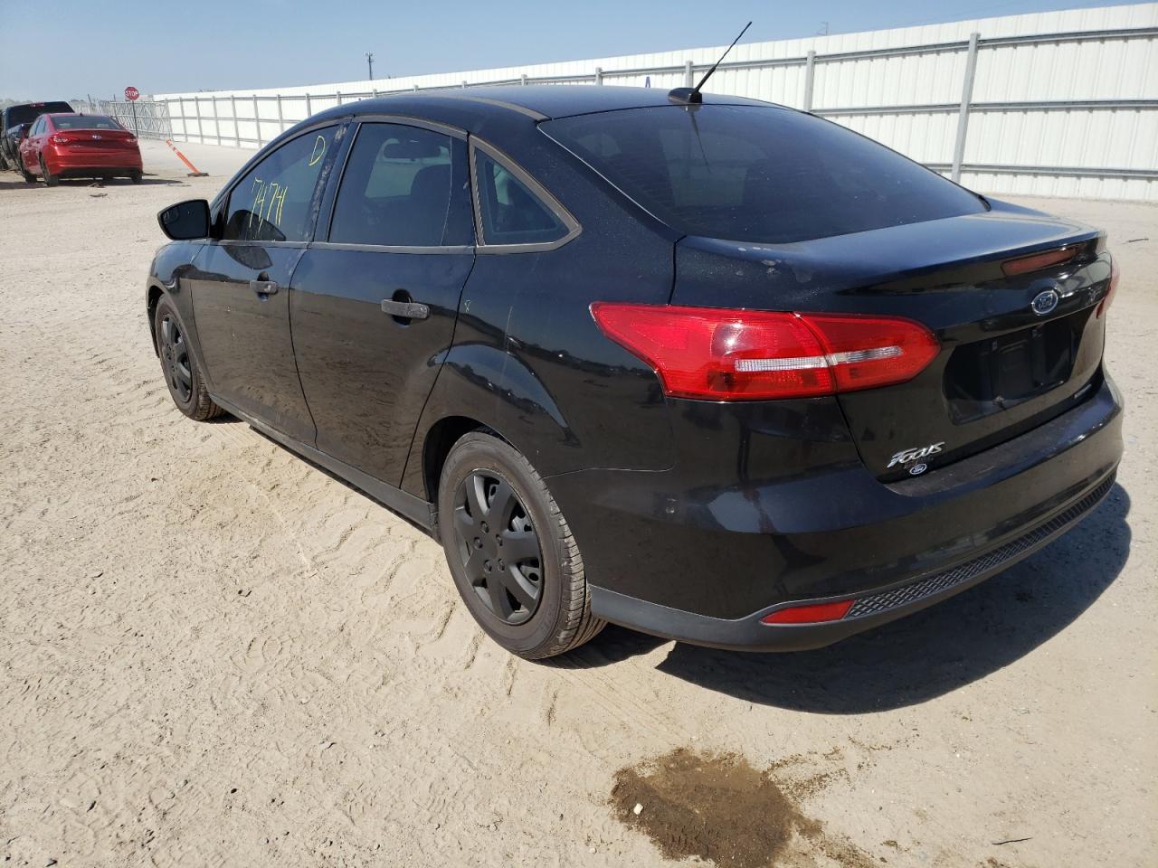 Photo 3 from auction – 2015 FORD FOCUS S with VIN 1FADP3E28FL311651