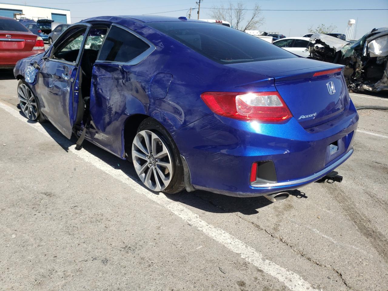 Photo 3 from auction – 2015 HONDA ACCORD EXL with VIN 1HGCT2B89FA007715