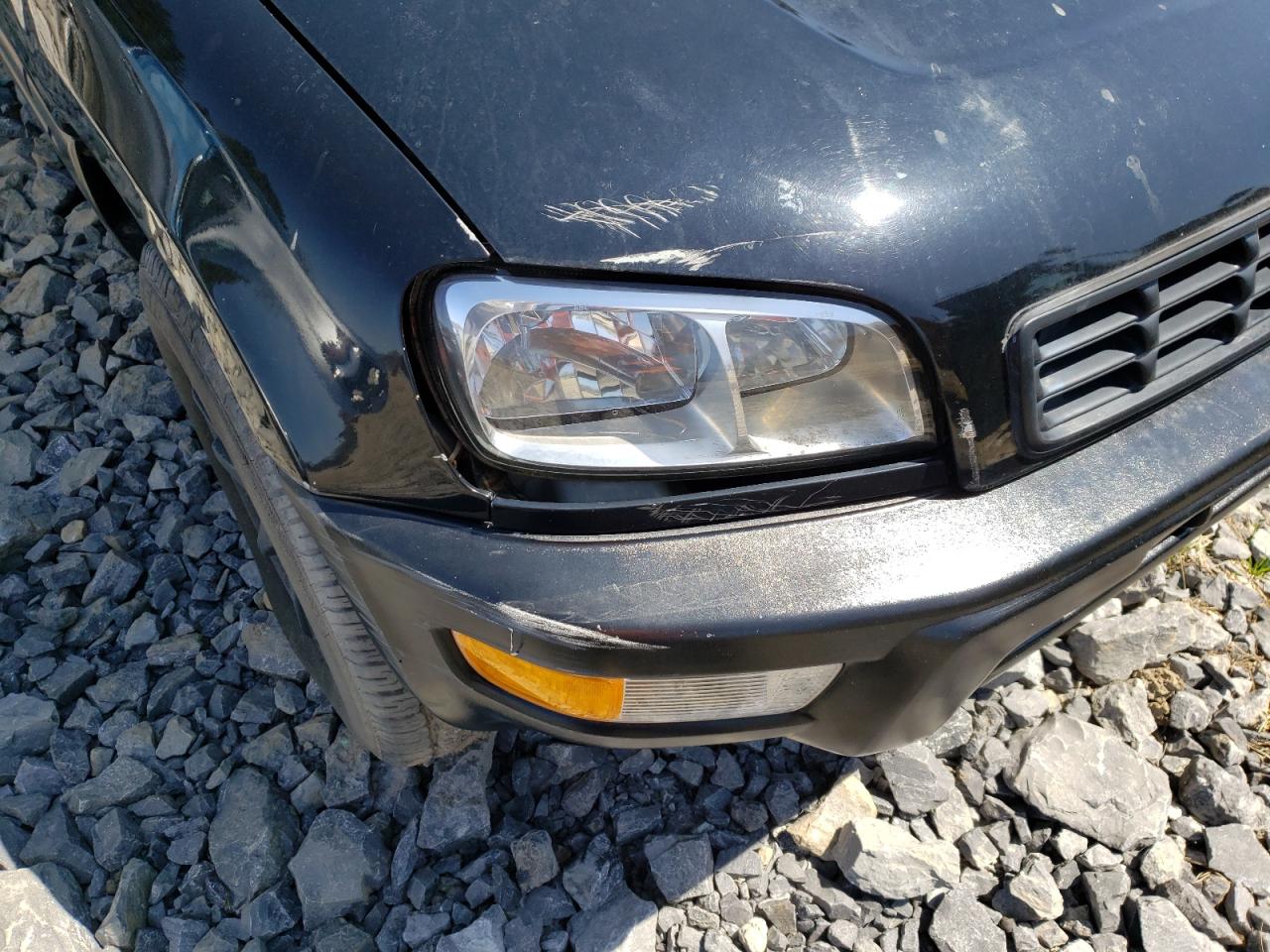 Photo 9 from auction – 2000 TOYOTA RAV4 with VIN JT3HP10V5Y7160768