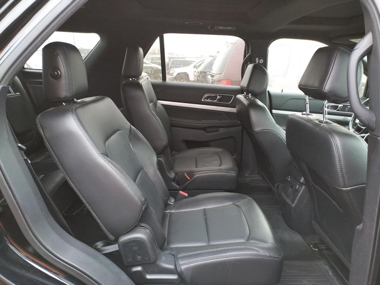 Фото 6 с аукциона – 2017 FORD EXPLORER X с VIN 1FM5K8D80HGC60346