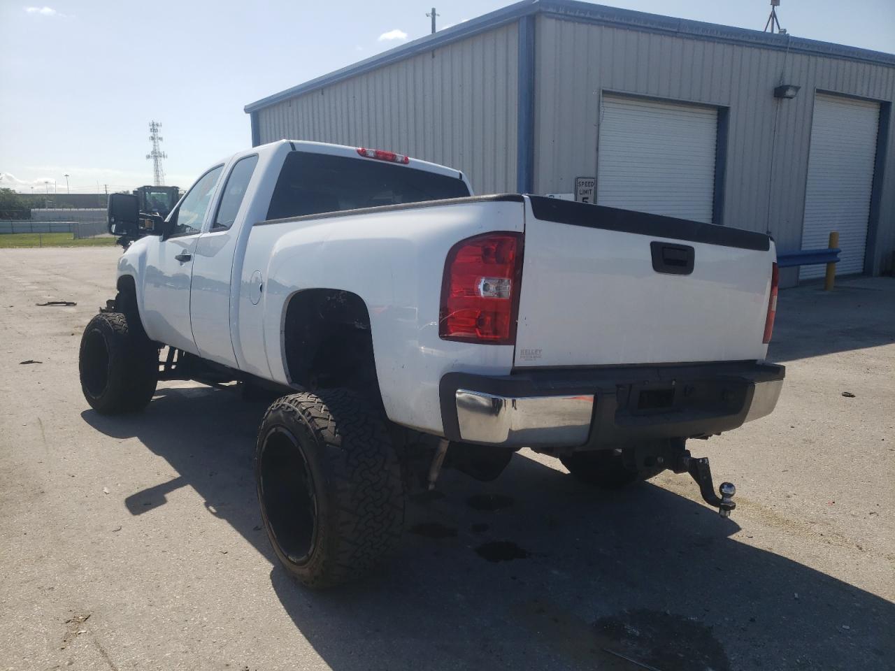 Photo 3 from auction – 2013 CHEVROLET SILVERADO with VIN 1GC2KVCG0DZ134176