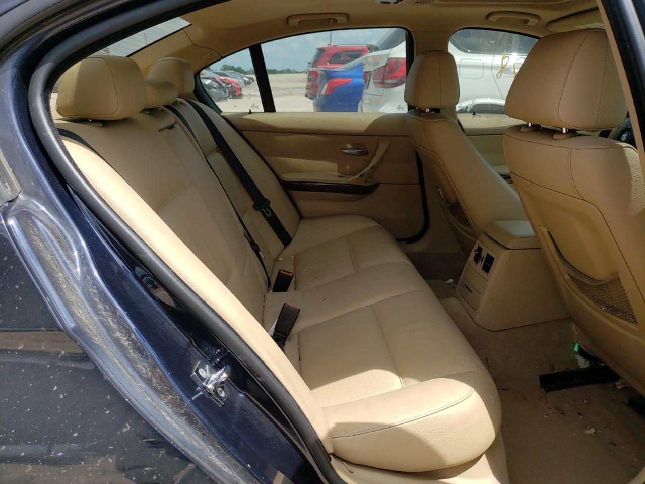 Photo 6 from auction – 2008 BMW 328 I with VIN WBAVA37518NL57673