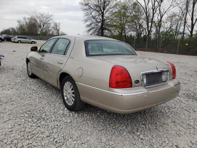 Photo 3 from auction – 2004 LINCOLN TOWN CAR E with VIN 1LNHM81W84Y627041